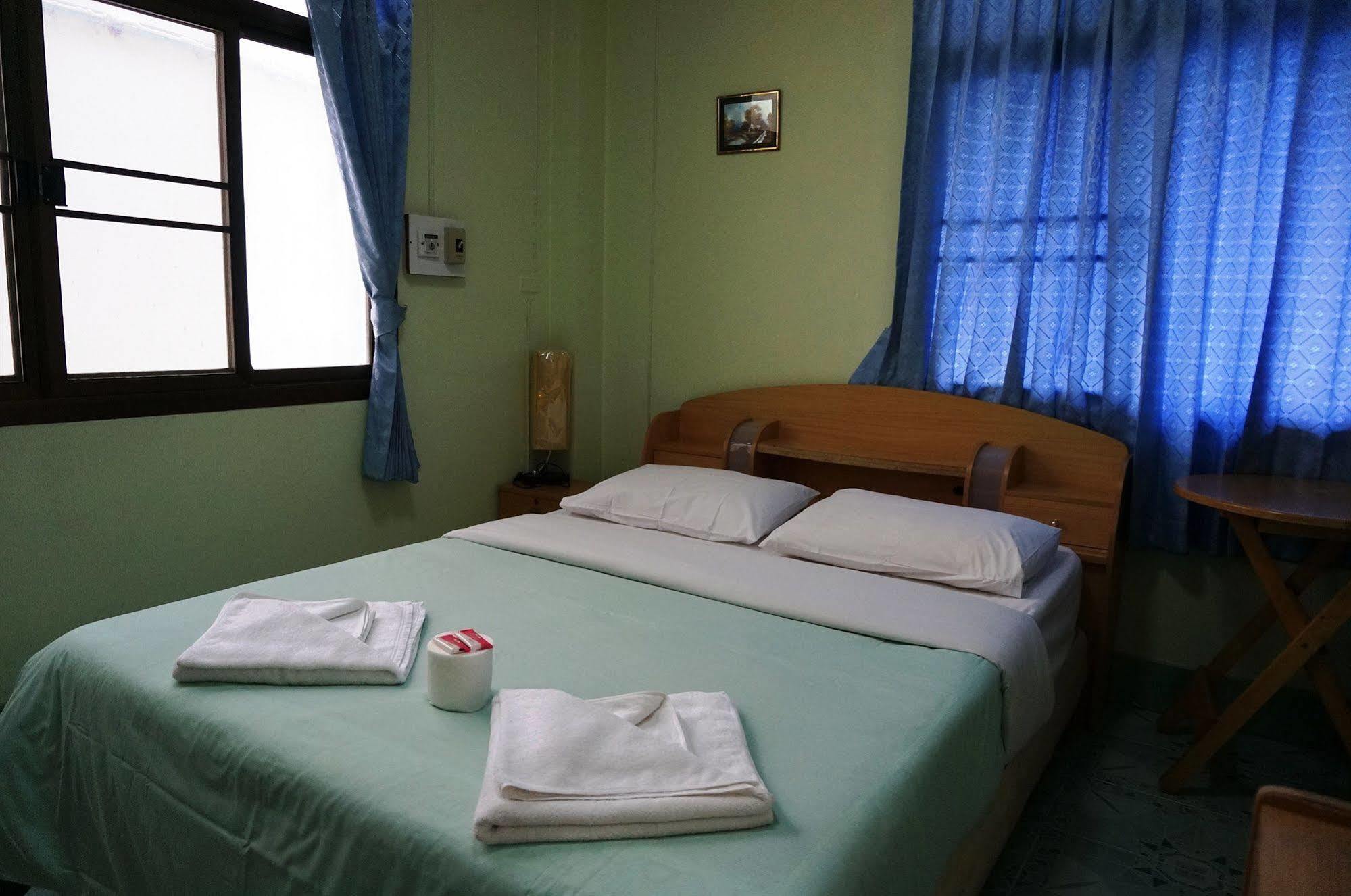 Celtic Inn Guest House Huahin Kültér fotó