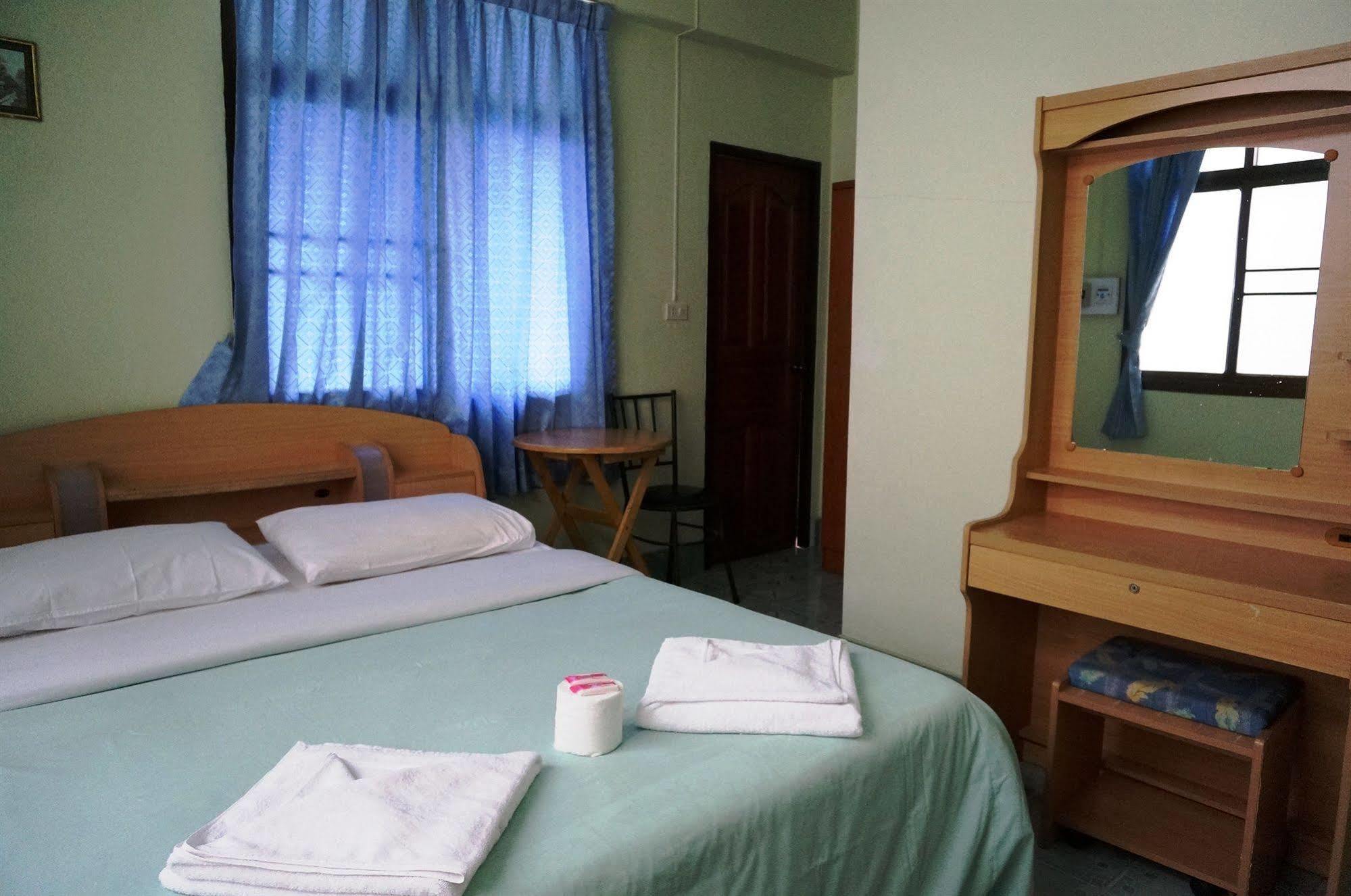 Celtic Inn Guest House Huahin Kültér fotó