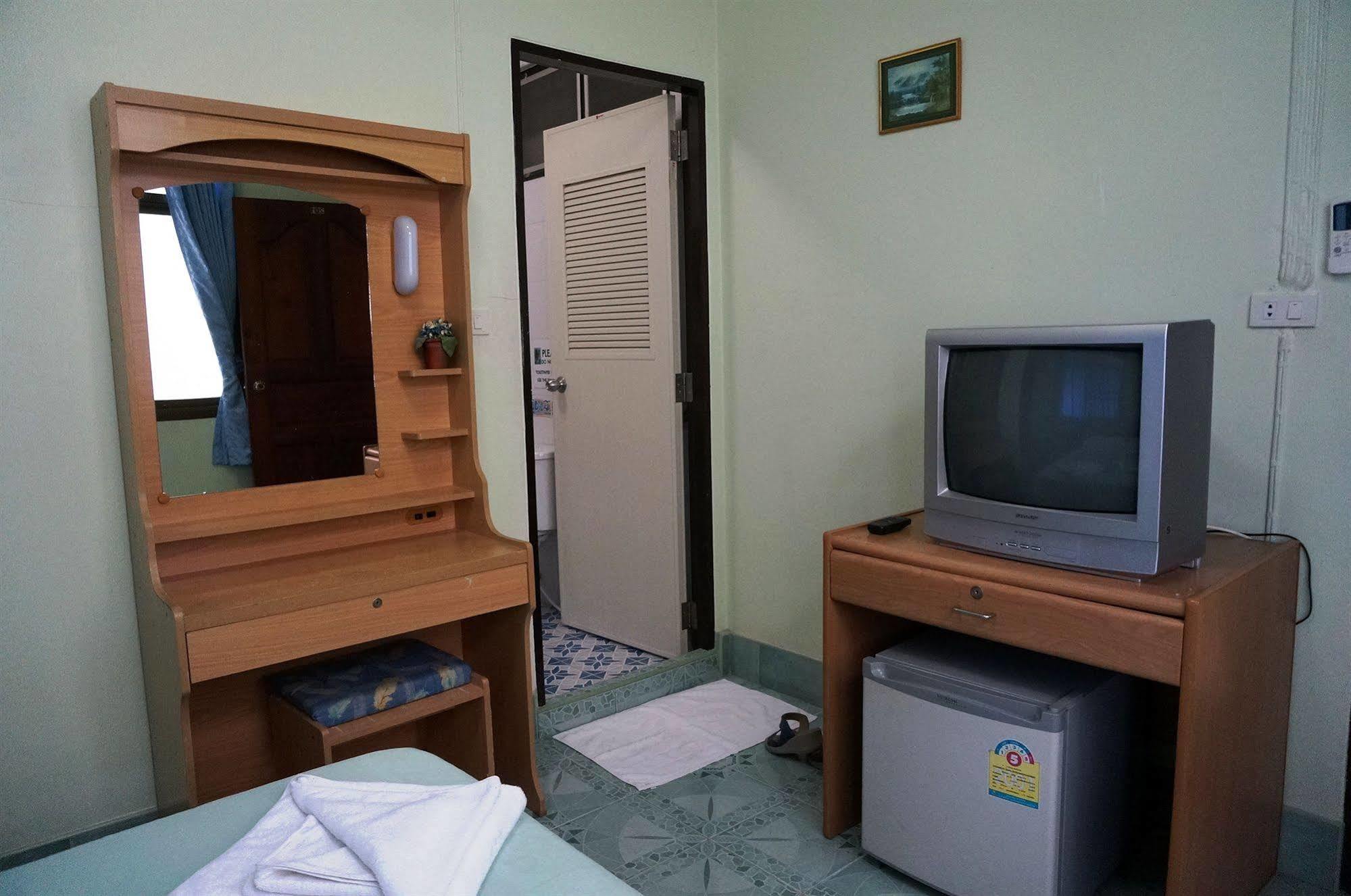 Celtic Inn Guest House Huahin Kültér fotó