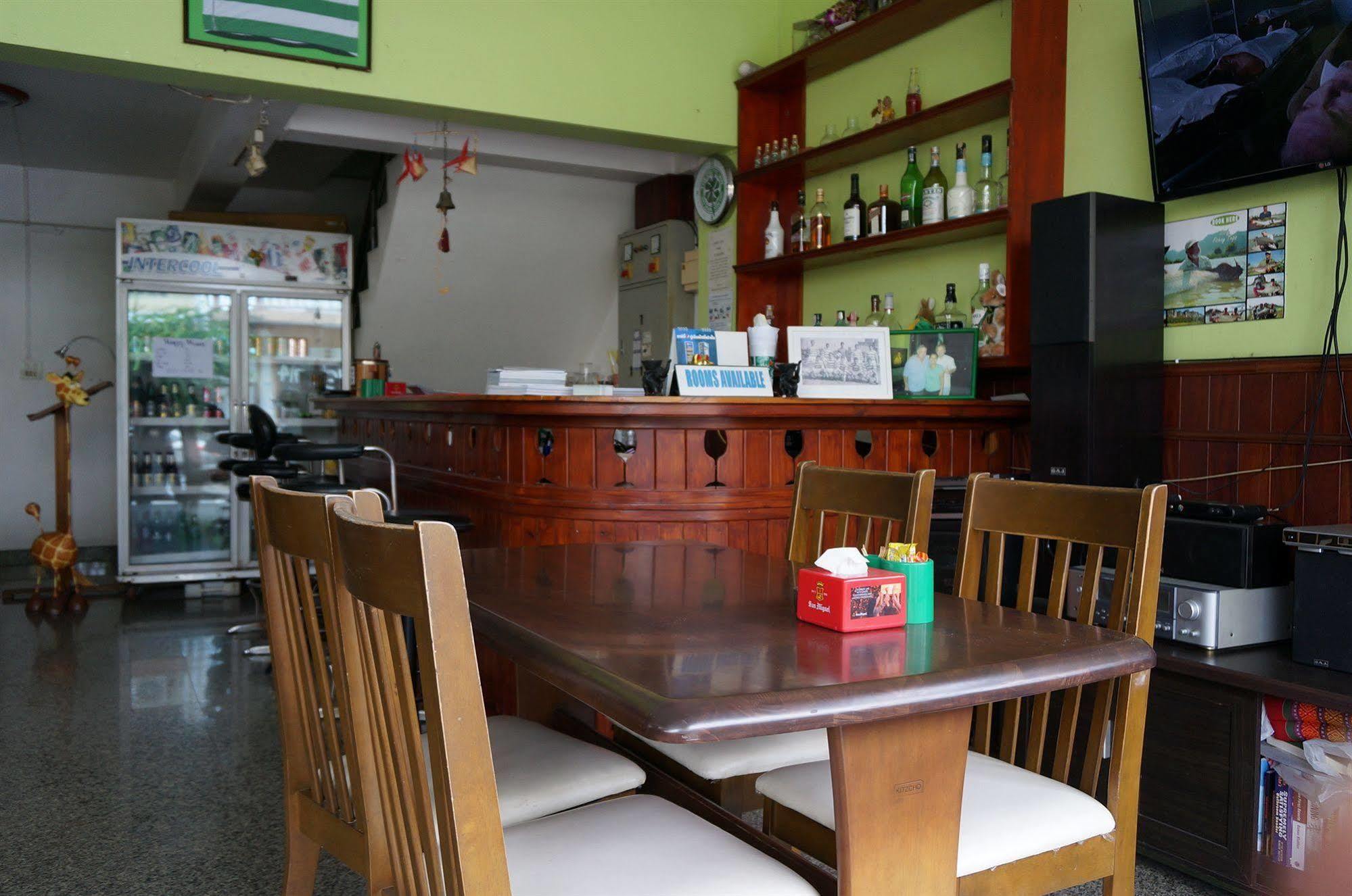 Celtic Inn Guest House Huahin Kültér fotó